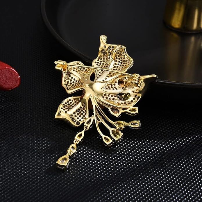 Flower Brooch for Women Rhinestone Flower Brooch Pins Floral Brooches Jewelry Gift for Mom Wife