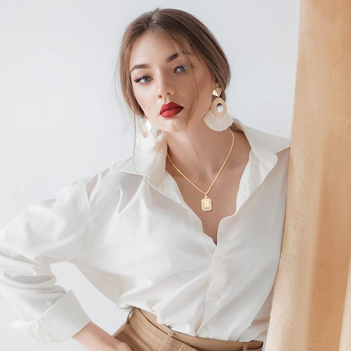 Gold Initial Necklaces for Women, Letter Necklace for Her Birthday Yellow Gold Initial Pendant Necklace with Rope Chain, Women Jewelry Gifts for Her Wife Girlfriend