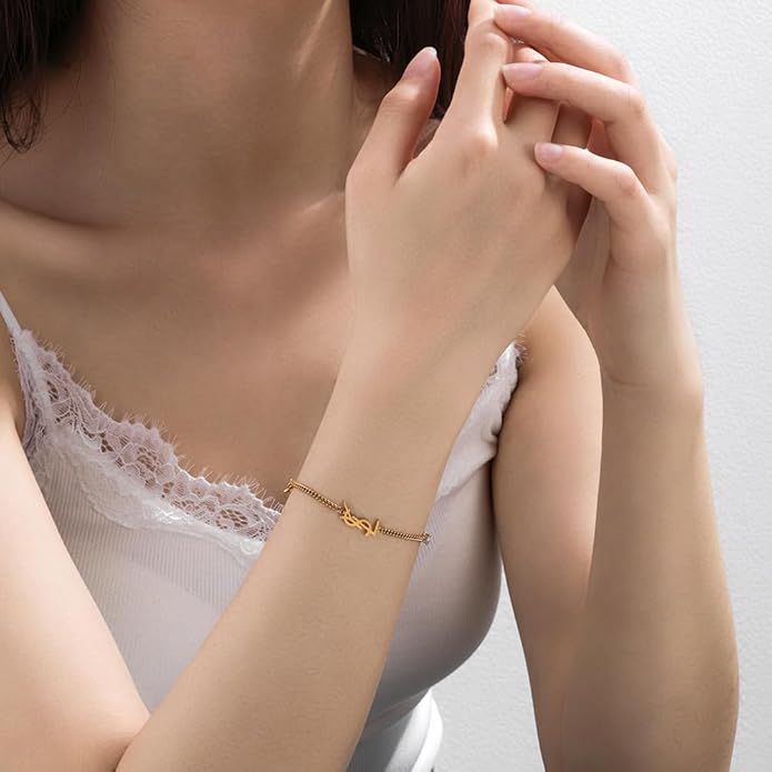 Luxury Gold bracelet for Women,18K monogram Exquisite monogram interwoven Charm Bracelet for Women Gold Jewelry Gifts