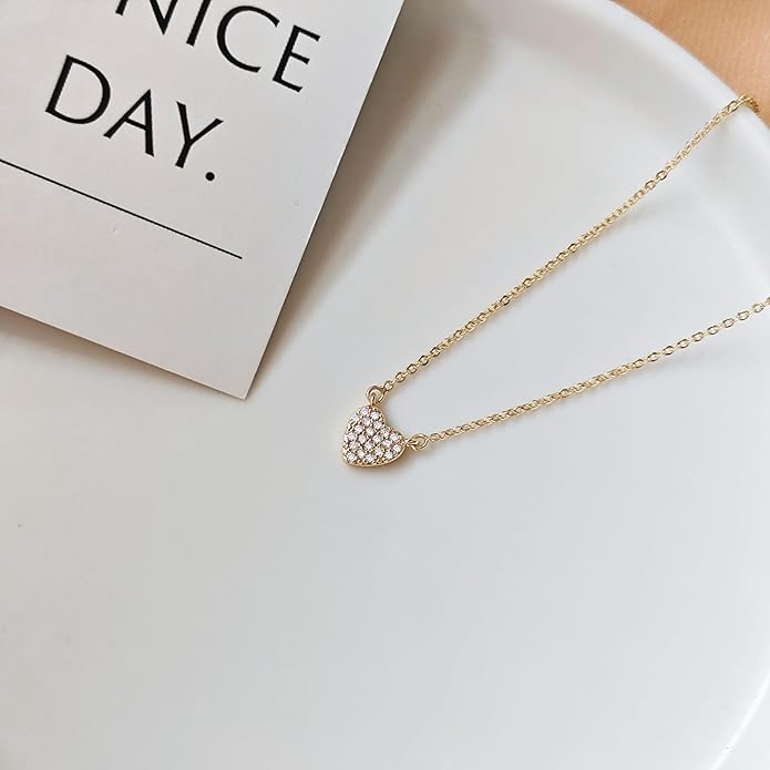 Heart Necklace for Women Gold/Silver Plated Trendy Heart Choker Lover Pendant Hypoallergenic Fashion Gold/Silver Necklace for Women Love Jewelry Gift for Women Girlfriend