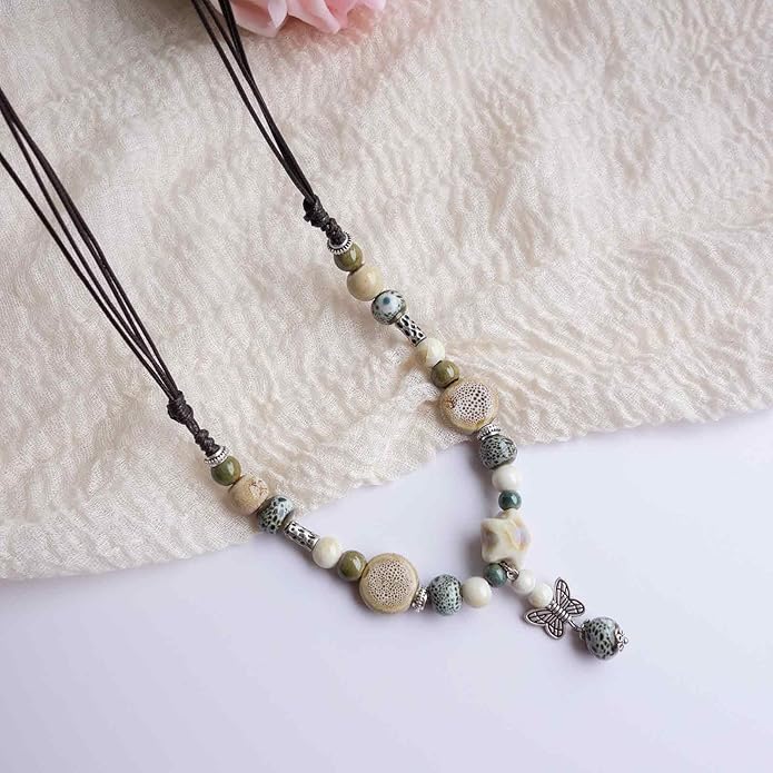 Adjustable Ceramic Beaded Necklace for Women, Boho Handmade Flower Pendant Necklace, Hippie Jewelry for Mom and Wife