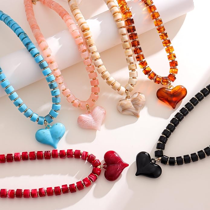 Large Acrylic Heart Necklaces for Women Chunky Puffy Heart Pendant Necklace Exaggerated Statement Love Beaded Choker Necklace Jewelry