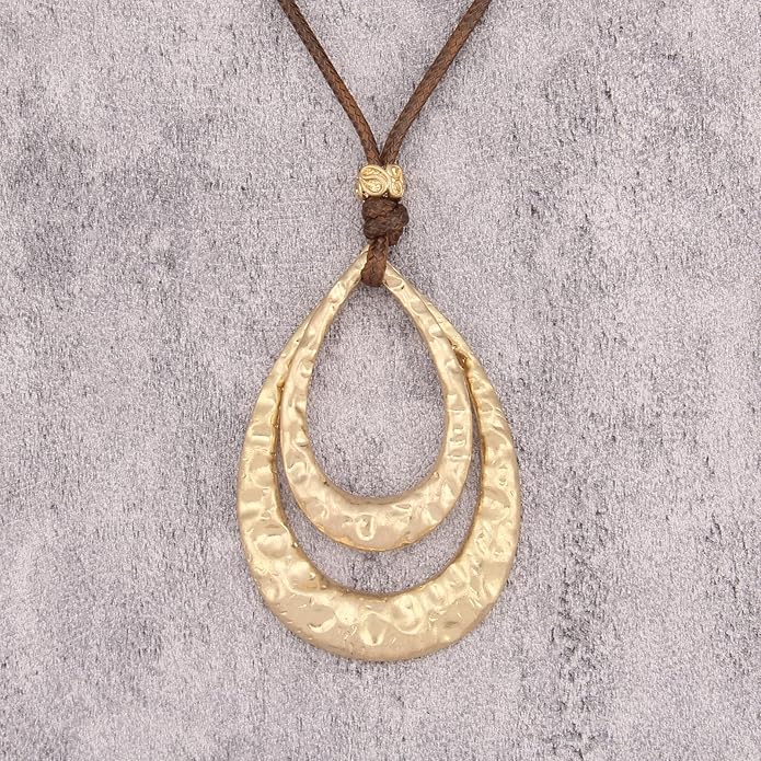 Boho Leather Necklace Women Bohemian Brown Circle Pendant Necklace Choker Long Necklaces for Women Boho Ring Large Pendant
