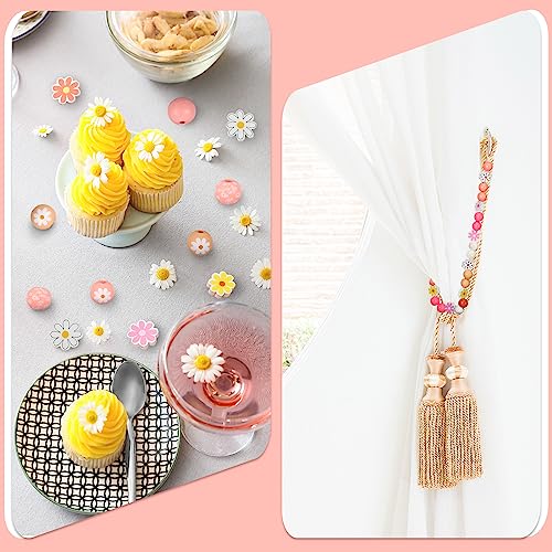 Tradder 200 Pcs Daisy Wooden Beads for Crafts 16mm 20mm Assorted Loose Spacer Round Daisy Flower Wood Beads for DIY Crafts Necklace Bracelet Jewelry Making Garland Home Decor - style: Daisy Flower