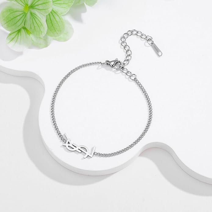 Luxury Gold bracelet for Women,18K monogram Exquisite monogram interwoven Charm Bracelet for Women Gold Jewelry Gifts