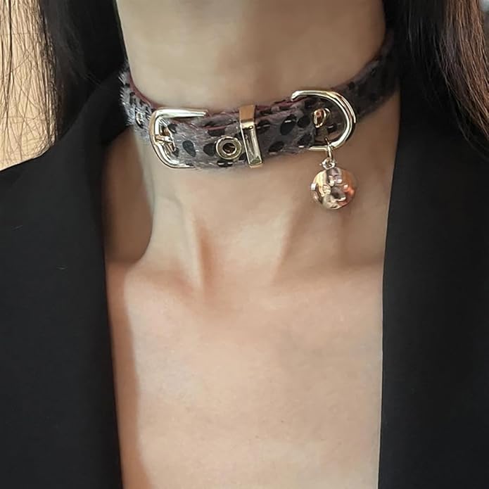 Gothic Heart Pendant Choker Necklace with Chain, Black Leather Collar, Silver Metal Hardware