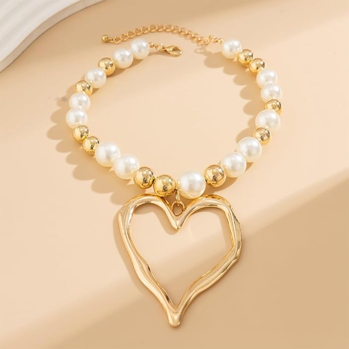 Unique Big Chunky Gold Heart Beads Necklace for Women, Charm Large Thick Hollow Love Heart Pendant Beaded Chain Choker Necklaces Party Y2K Jewelry Gift