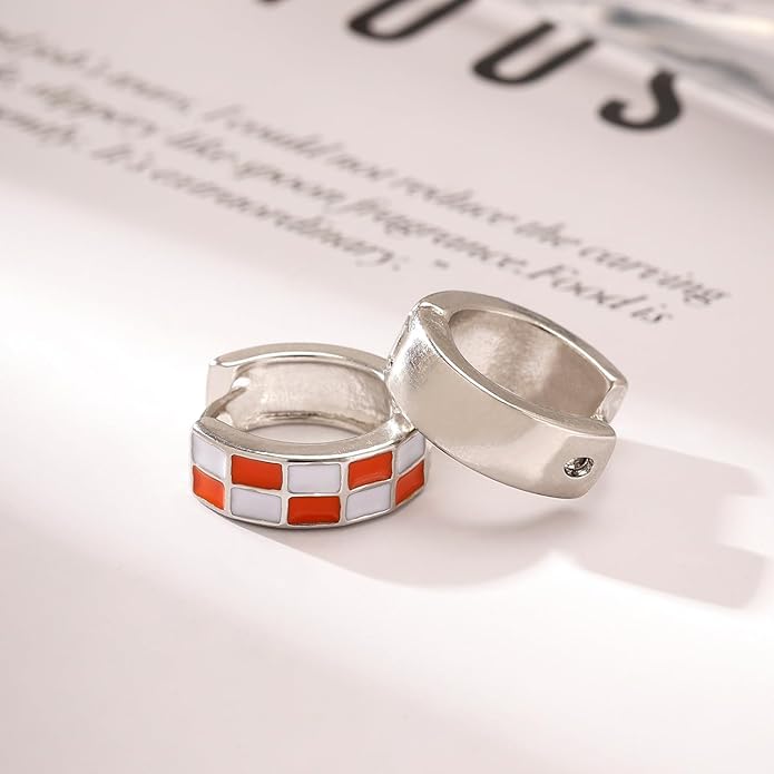 Chic Checker Small Hoop Cartilage Earrings Teacher Earrings for Women；White Black Enamel Hypoallergenic Hooped Gifts Gold and Silver tone