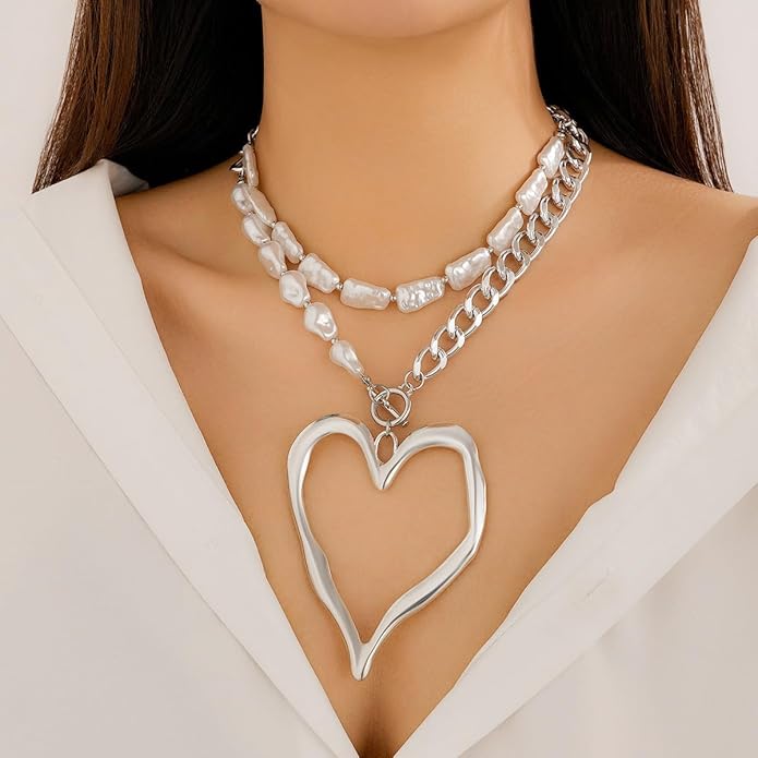 Y2k Large Heart Necklaces for Women Chunky Big Heart Pendant Necklace Exaggerated Layered Love Pearl Choker Necklace Set Dainty Statement Jewelry Gift