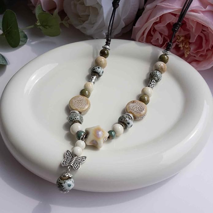 Adjustable Ceramic Beaded Necklace for Women, Boho Handmade Flower Pendant Necklace, Hippie Jewelry for Mom and Wife