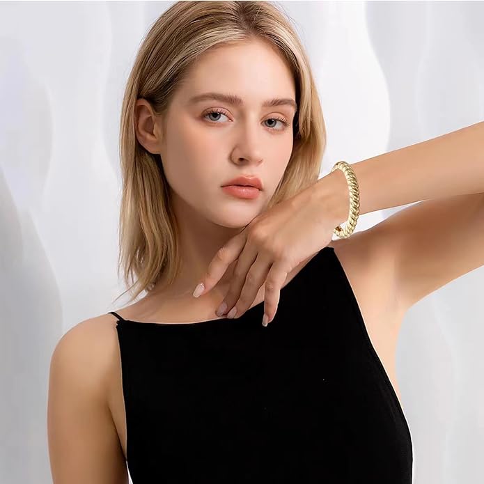 Golden Polished Chunky Twisted Hinged Waterdrop Bangle Bracelet for Women Spiraled Oval Bangle Bracelet