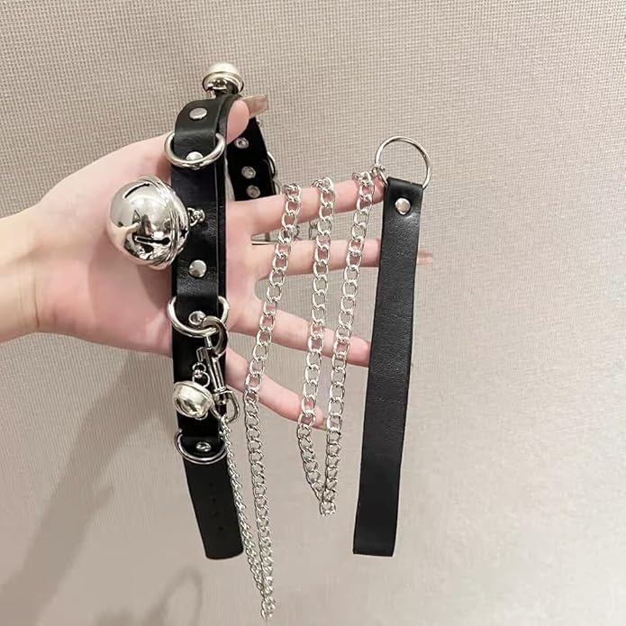 Gothic Heart Pendant Choker Necklace with Chain, Black Leather Collar, Silver Metal Hardware