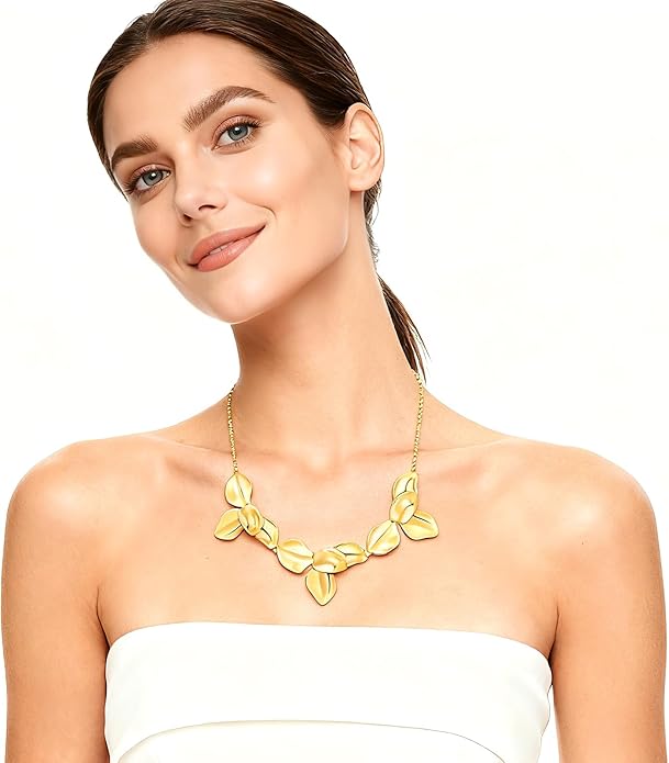 Flower Necklace for Women 14k Gold Plated Boho Vintage Chokers with Floral Pedant Trendy Petal Collars Necklaces Statement Prom Jewelry Gifts