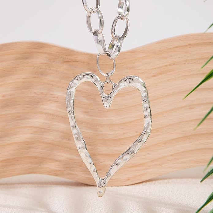 Bold Big Chunky Gold Heart Necklace for Women, Unique Large Thick Hollow Love Heart Pendant Chain Choker Necklaces Punk Party Prom Y2K Jewelry Gifts