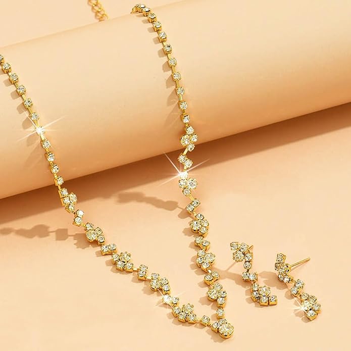 Unicra Bride Crystal Necklace Earrings Set Bridal Wedding Jewelry Sets Rhinestone Choker Necklace Costume Jewelry Set for Women and Brides (3 piece set - 2 earrings and 1 necklace)