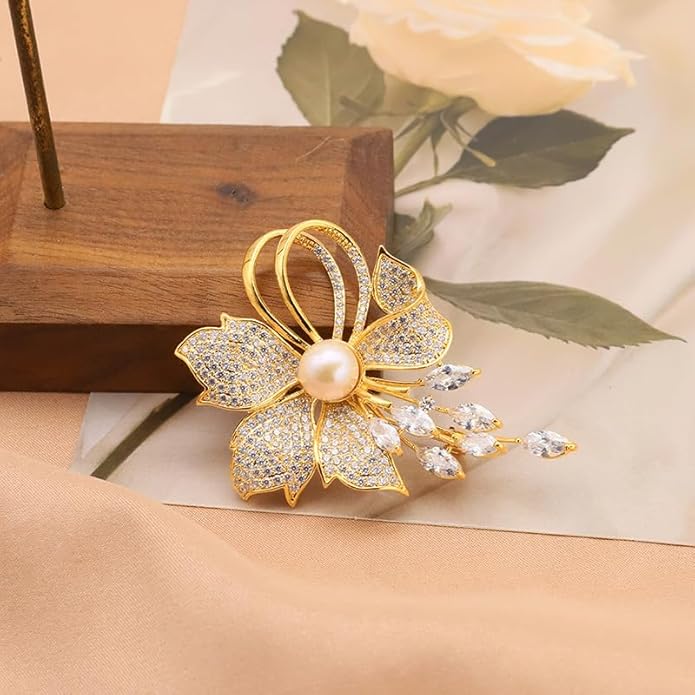Flower Brooch for Women Rhinestone Flower Brooch Pins Floral Brooches Jewelry Gift for Mom Wife