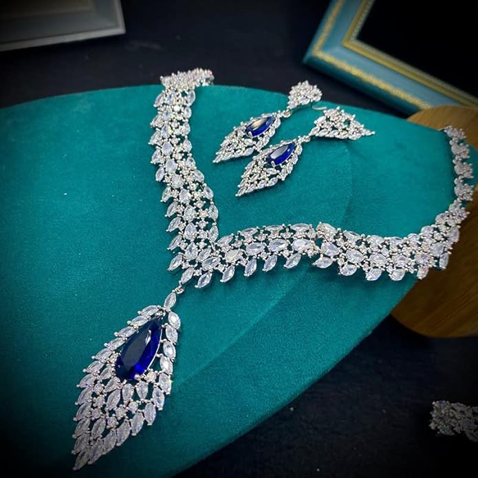14K Gold Natural Crystal Jewelry Set for Women,Sparkling Wings Shape Crystal Pendant Necklace and Drop Earrings Set,Fashion Wedding Bridal Jewelry Set