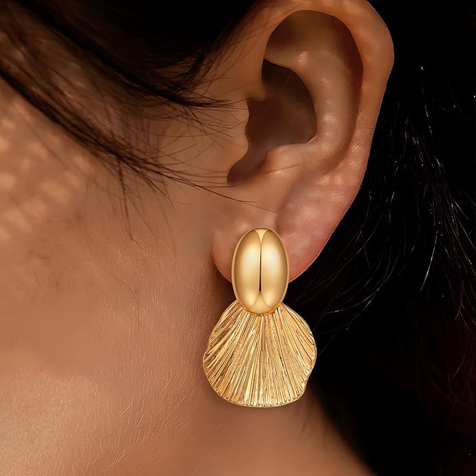 Gold Plated Earrings Dangle Chunky Fan-shaped Earrings Shell Earring for Women Two-Tone Fashion Statement Jewelry