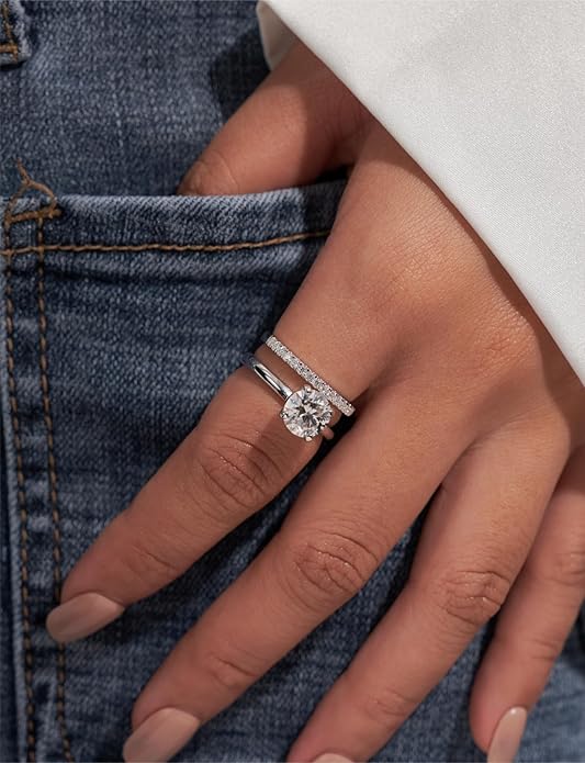 IMOLOVE Solitaire Moissanite Engagement Ring, 1CT D Color VVS1 Clarity, 925 Sterling Silver with 18K White Gold Plated, Ideal Gift for Women