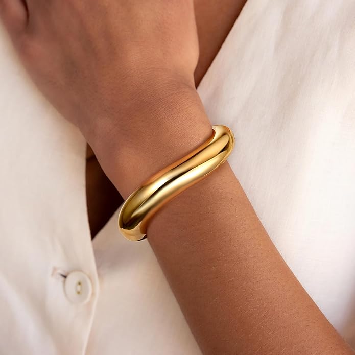 2Pcs Bangle Bracelets for Women Gold Arm Cuff 14k Gold Plated Chunky Gold Bangle Set Hinged Cuff Bracelets Trendy Arm Cuff Jewelry for Women