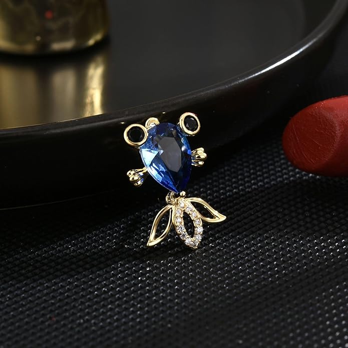 Pearl Flower Brooch for Women - Gold Plated Pearl Flower Pin Rhinestone Buttons Lapel Pin Jewelry - Valentine's Day Gift