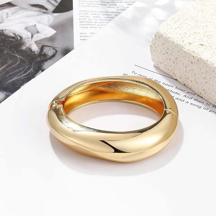 2Pcs Bangle Bracelets for Women Gold Arm Cuff 14k Gold Plated Chunky Gold Bangle Set Hinged Cuff Bracelets Trendy Arm Cuff Jewelry for Women