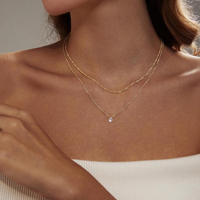 Diamond Pendant Necklace for Women, Dainty Gold Necklace 18k Gold Plated Paperclip Choker Necklaces Cute Open Oval Necklaces Simple Gold Necklace Jewelry Gifts for Women Trendy