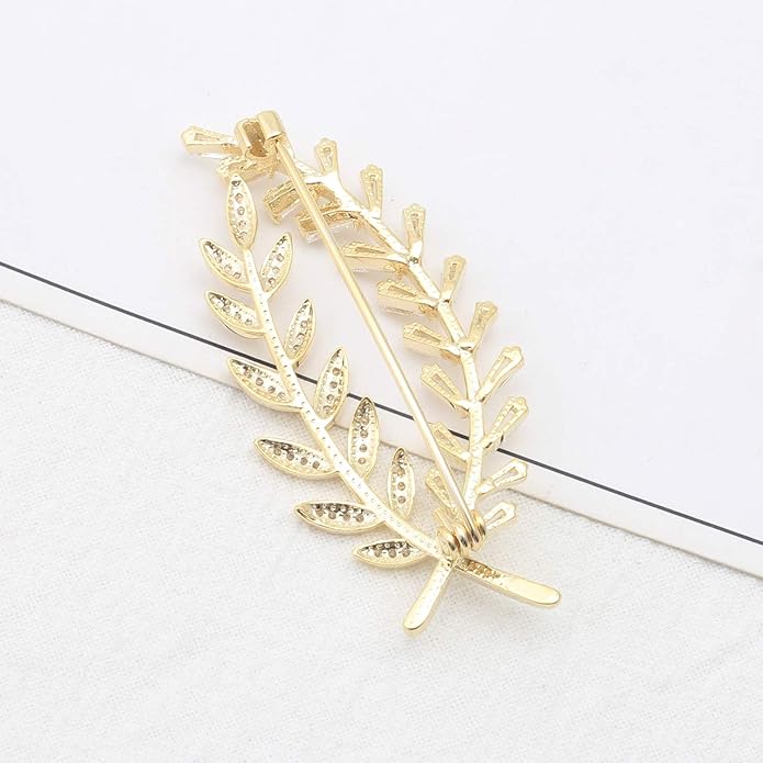 Brooch Pins for Women Girls Fashion Flower Crystal Rhinestone Pearl Jewelry