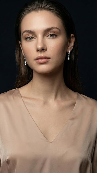 FAN&LOUIS Sliver Teardrop Clip On Earrings for Women，Non-Pierced Trendy Statement Dangle Water Drop Women's Hypoallergenic Clip-On Earrings