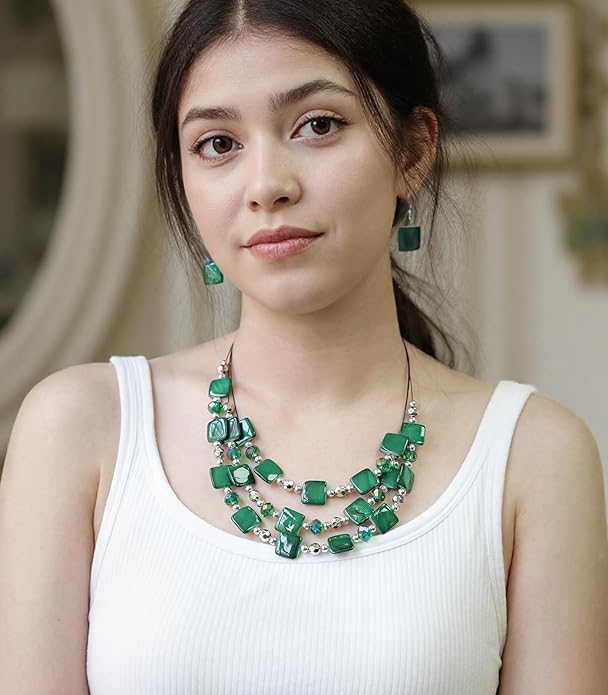 Layered Beaded Statement Necklaces for Women Square Shell Bead Collar Necklace and Earring Set Birthday Gifts Boho Jewelry Sets for Women