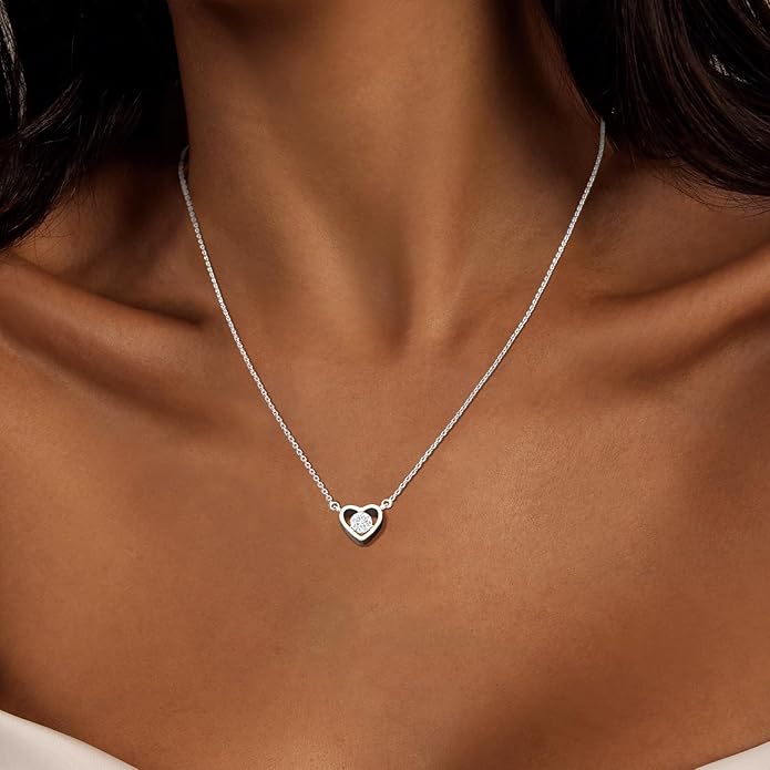 Heart Necklace for Women Gold/Silver Plated Trendy Heart Choker Lover Pendant Hypoallergenic Fashion Gold/Silver Necklace for Women Love Jewelry Gift for Women Girlfriend