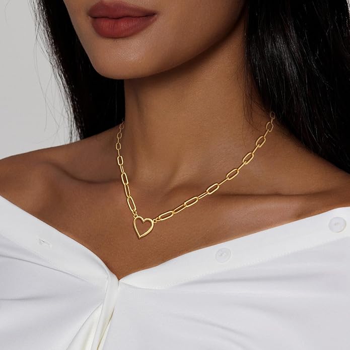 Cute Heart Necklace for Women Gold/Silver Plated Heart Pendant Choker Necklaces Tendy Love Heart Chain Necklace Dainty Gold/Silver Necklace Jewelry Gifts for Women