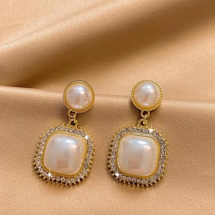 Pearl Clip on Earrings for Women Drop Clip Earrings for Women Gold Plated White Imitation Pearl Earrings Fashion