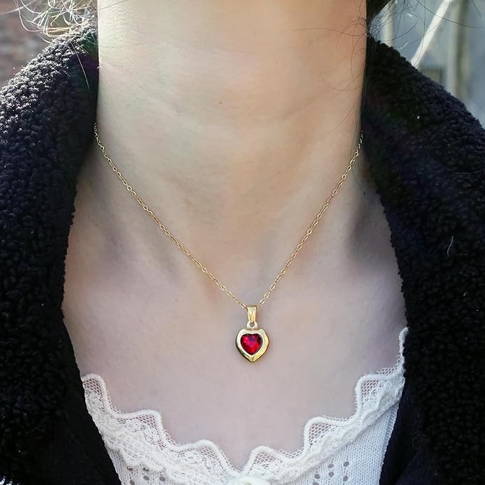 Cute Gold Heart Necklace for Women,18k Gold Plated Cubic Zirconia Charm Necklaces,Stainless Steel Women's Heart Stone Pendant Necklace for Women,16-18 Inches Adjustable Chain,Trendy Jewelry Gifts