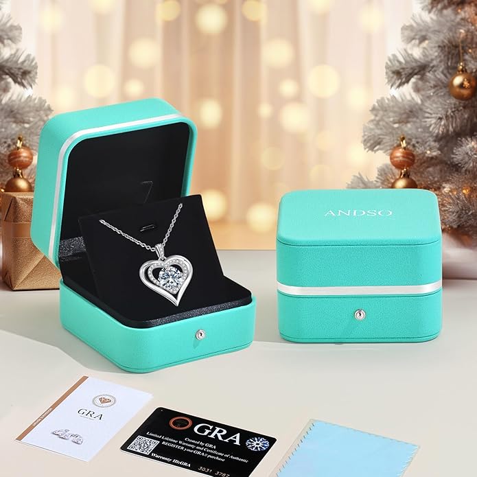 Valentine's Day Gift Moissanite Heart Pendant Necklaces for Women, 925 Sterling Silver Necklace Engraved with 'I LOVE YOU', Ideal Anniversary Birthday Jewelry Gifts for Mom Wife Girlfriend Daughter Her