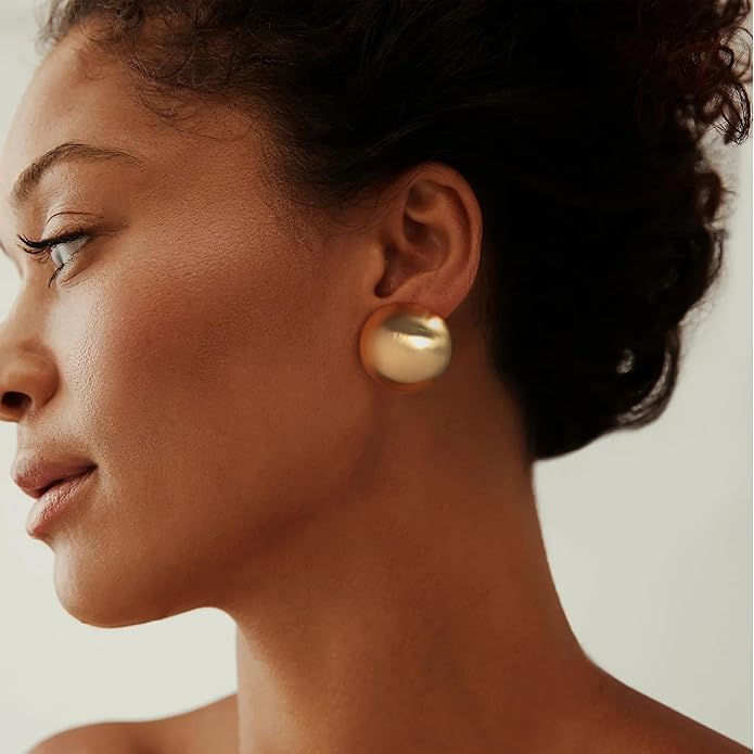 Mytys Two Tone Huggie Hoop Earrings Cross Over Design Twisted Rope Silver Gold Statement Wide Band Clip On Hoops for Women Fashion Jewelry Gift