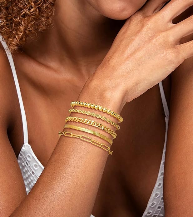 Howoo Gold Bracelets for Women Beaded Initial Bracelet Stack Dainty Heart Stretch Gold Charm Bracelet Jewelry for Women Trendy