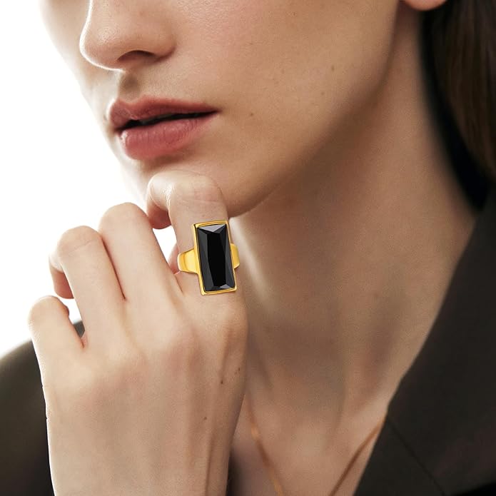 VNOX Vintage Fashion Stainless Steel Gold Plated Rectangular Black Glass Crystal Cocktail Statement Onyx Ring for Women