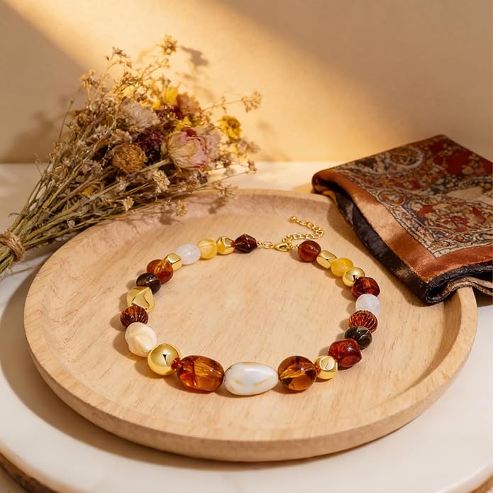 Chunky Beaded Necklace For Women Vintage Resin Bead Statement Necklace Adjustable Amber Stone Necklaces Hypoallergenic Boho Jewelry Gift