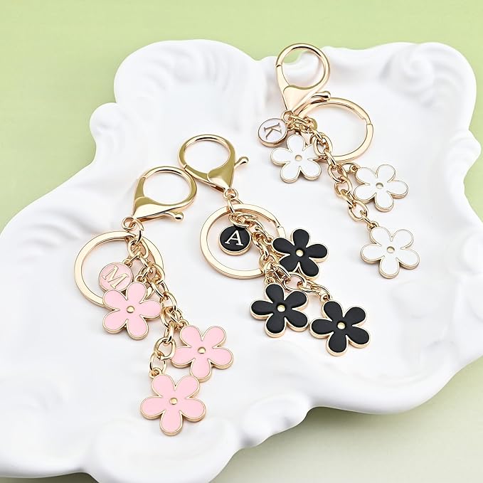 OUMILAN Initial Keychain Cute Flower Charms Keyring for Handbag Backpack–Personalized A-Z Letter Jewelry Gift for Women Girls