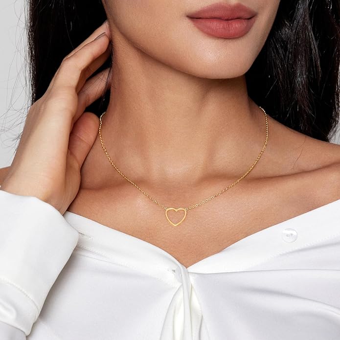 Heart Necklace for Women Gold/Silver Plated Trendy Heart Choker Lover Pendant Hypoallergenic Fashion Gold/Silver Necklace for Women Love Jewelry Gift for Women Girlfriend