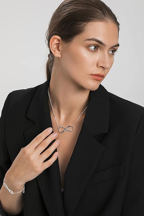 Personalized Gold Infinity Name Necklace with Heart Beautiful Arrow Anchor Compass Mountain Constellation Forever Love Pendant Jewelry Best Birthday Gift Ideas for Women Girls Mother Daughter Friendship