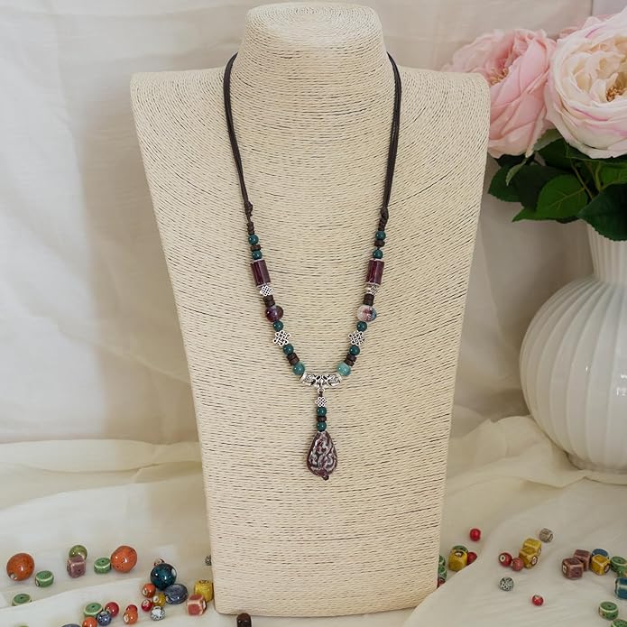 Adjustable Ceramic Beaded Necklace for Women, Boho Handmade Flower Pendant Necklace, Hippie Jewelry for Mom and Wife