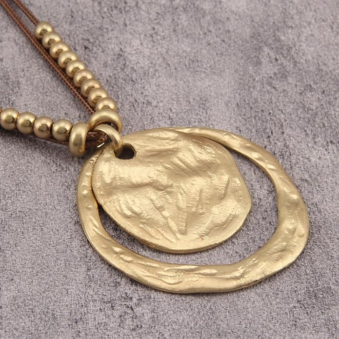 Boho Leather Necklace Women Bohemian Brown Circle Pendant Necklace Choker Long Necklaces for Women Boho Ring Large Pendant