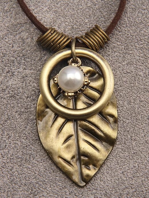 GelConnie Boho Necklaces for Women Vintage Silver Circles Long Pendant Necklace Cowgirl Sweater Necklace Adjustable Leather Choker Necklace for Women
