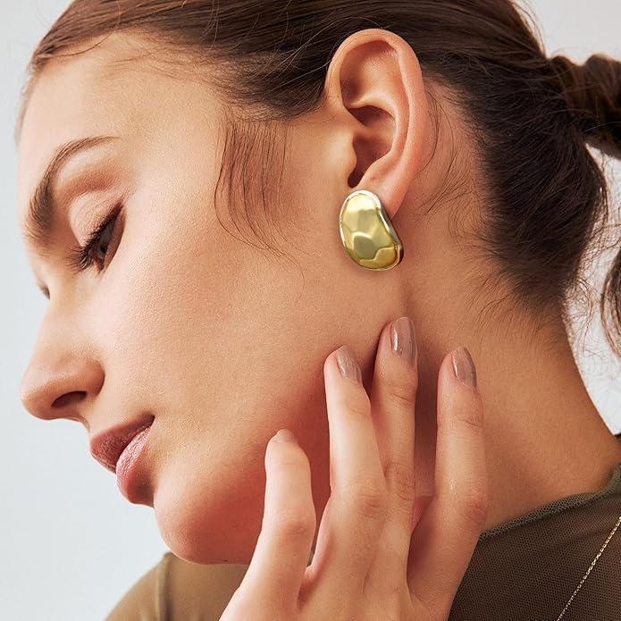 Mytys Two Tone Huggie Hoop Earrings Cross Over Design Twisted Rope Silver Gold Statement Wide Band Clip On Hoops for Women Fashion Jewelry Gift