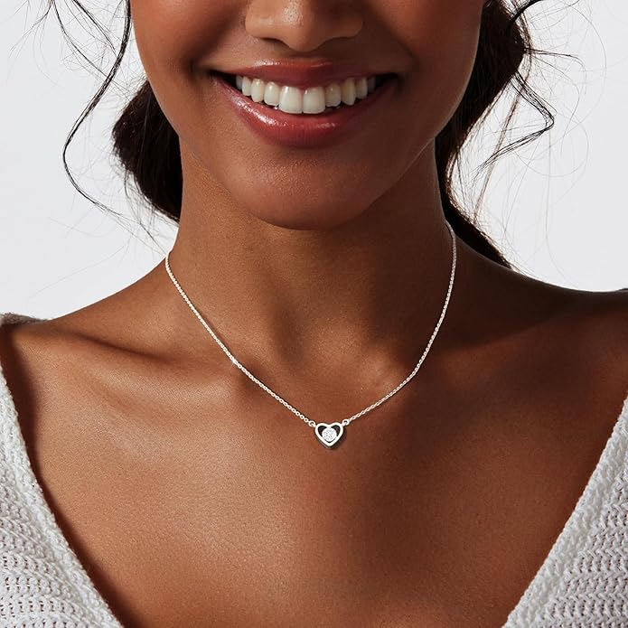 Heart Necklace for Women Gold/Silver Plated Trendy Heart Choker Lover Pendant Hypoallergenic Fashion Gold/Silver Necklace for Women Love Jewelry Gift for Women Girlfriend