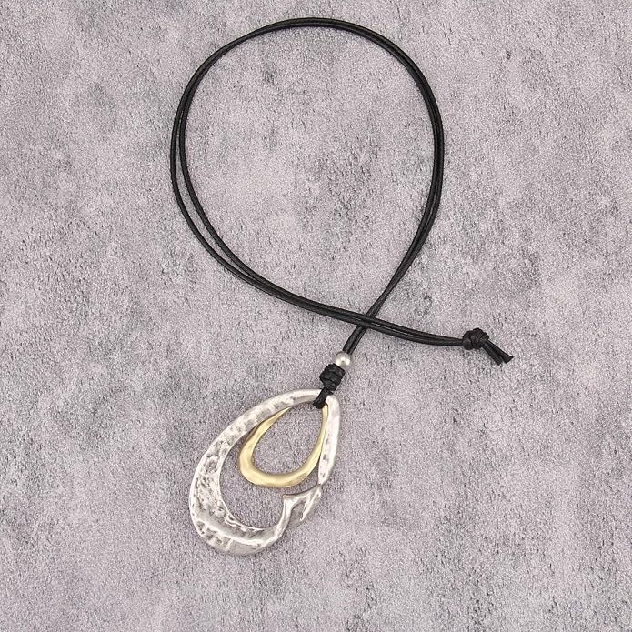 Boho Leather Necklace Women Bohemian Brown Circle Pendant Necklace Choker Long Necklaces for Women Boho Ring Large Pendant