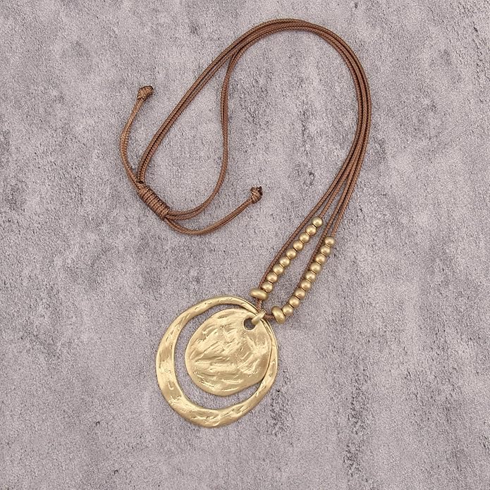 Boho Leather Necklace Women Bohemian Brown Circle Pendant Necklace Choker Long Necklaces for Women Boho Ring Large Pendant