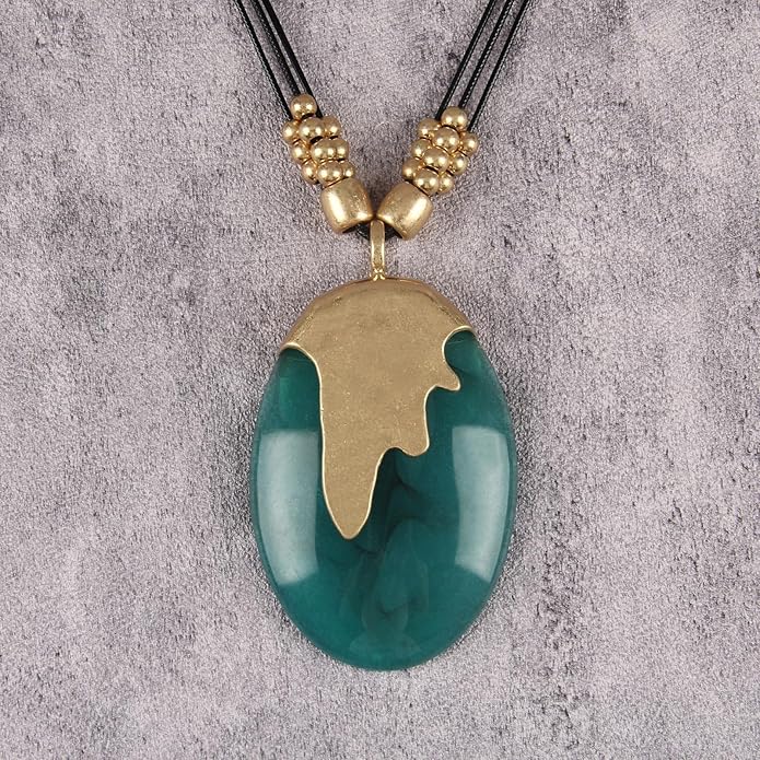 Boho Leather Necklace Women Bohemian Brown Circle Pendant Necklace Choker Long Necklaces for Women Boho Ring Large Pendant